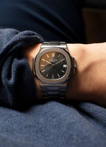 Sở Hữu Đồng Hồ Patek Philippe Cũ - Giá Trị Đồng Hành Vượt Thời Gian