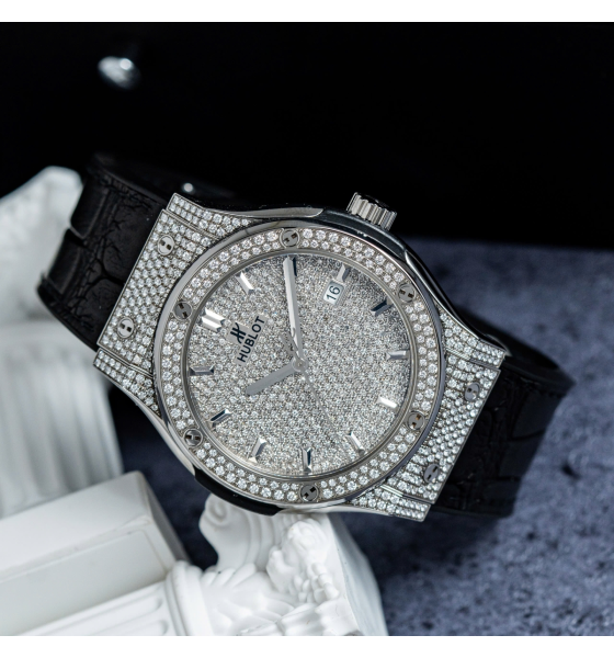 Hublot Classic Fusion 42mm Titanium 542.NX.2611.LR