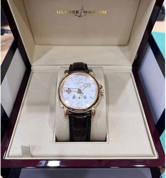 ĐỒNG HỒ ULYSSE NARDIN DUAL TIME {GMT} BIG DATE 246-55/60