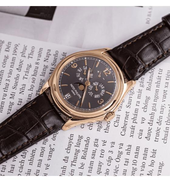 Patek Philippe Complications 5146J-010 Annual Calendar Moonphase Grey Dial