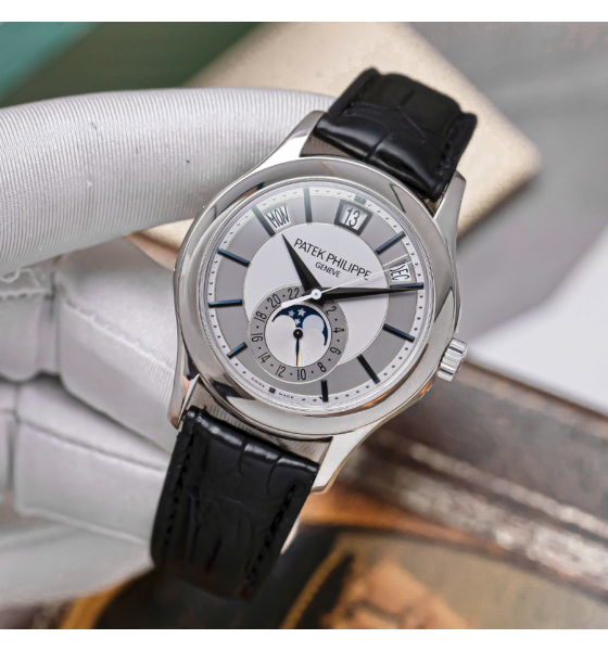 Patek Philippe Complications Annual Calendar Moonphase 40mm 5205G-010 White Gold 18k