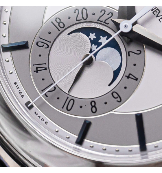 Patek Philippe Complications Annual Calendar Moonphase 40mm 5205G-010 White Gold 18k