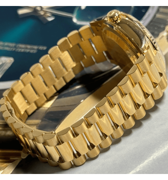 Rolex Day-Date 128238-069