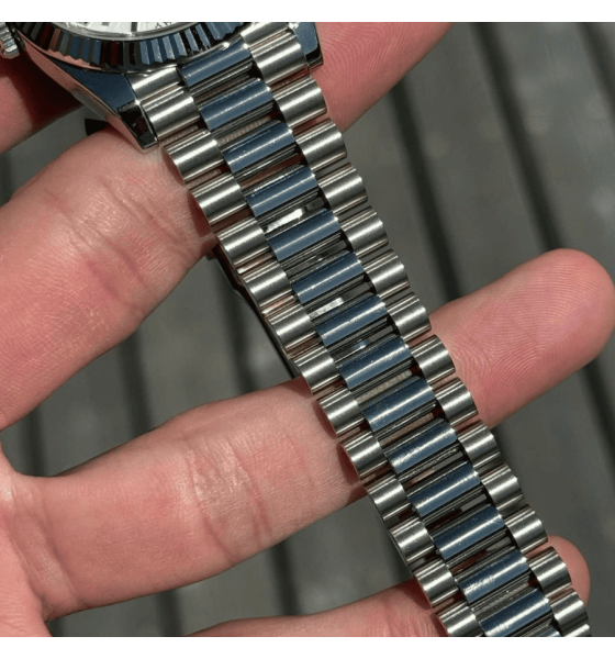 Rolex Day-Date 228239-0046 vàng trắng, cọc la mã