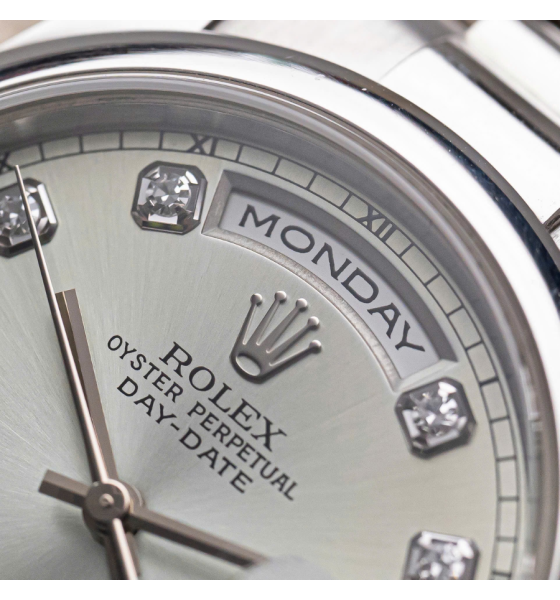 Rolex Day Date platinum 36 118206-0036 dial xanh nhạt
