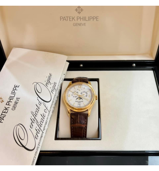 Đồng Hồ Patek Philippe Complicated 5146J-001 Calendar 39mm