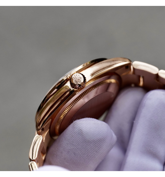 Đồng Hồ Rolex Day-Date 36mm Everose Gold 118205 Roman Oyster 