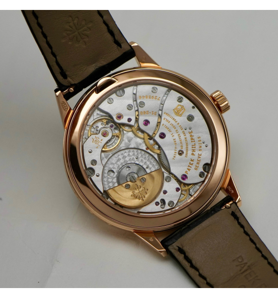 Đồng Hồ Patek Philippe Annual Calendar Regulator 5235/50R-001