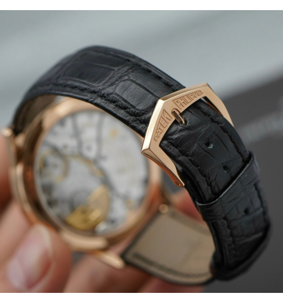 Đồng Hồ Patek Philippe Annual Calendar Regulator 5235/50R-001