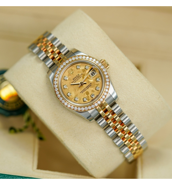 Đồng Hồ Rolex Lady-Datejust 26 179383 Mặt Số Họa Tiết Vân Đá Hoa Vàng Nạm Kim Cương
