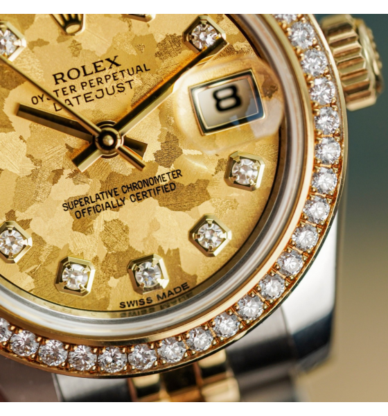 Đồng Hồ Rolex Lady-Datejust 26 179383 Mặt Số Họa Tiết Vân Đá Hoa Vàng Nạm Kim Cương