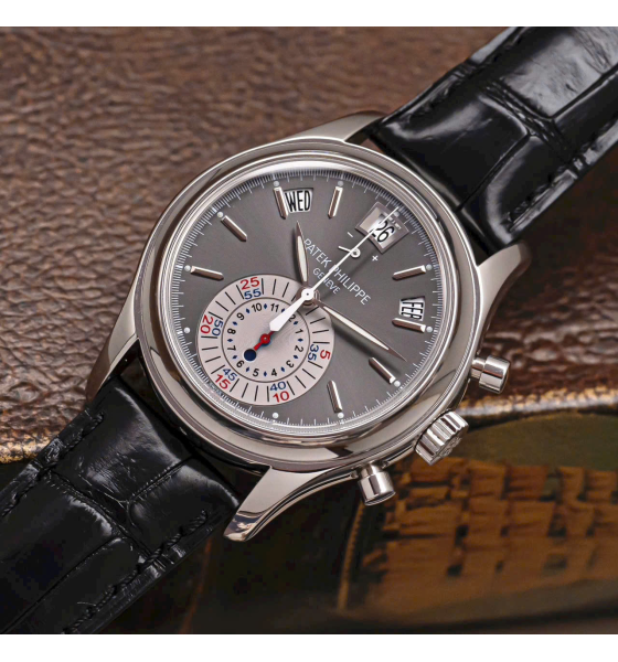 Patek Philippe Annual Chronograph 5960P-015 Platin PT950