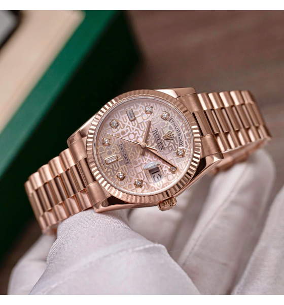 Rolex Day-Date 36mm 118235-0006 Pink Diamond Everose gold 